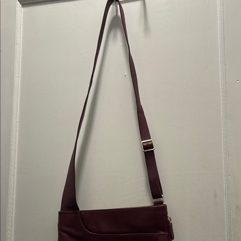 RADLEY LONDON Brown Messenger Bag with Classic Design - Picture 2 of 7
